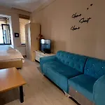 Bird Hotel 3*