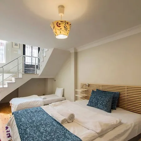 Bird 3* Стамбул