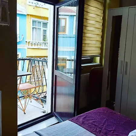 Bird Κωνσταντινούπολη