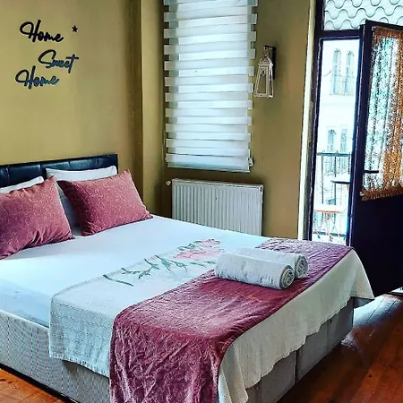 Bird Ξενοδοχείο