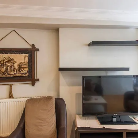 Ξενοδοχείο Bird 3*