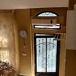 Bird ホテル