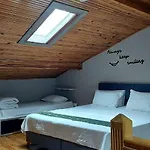 Bird イスタンブール